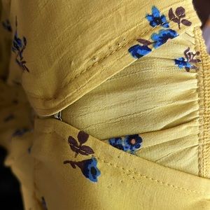 COPY - Faithful The brand Billie floral tie sleeves dress with defect